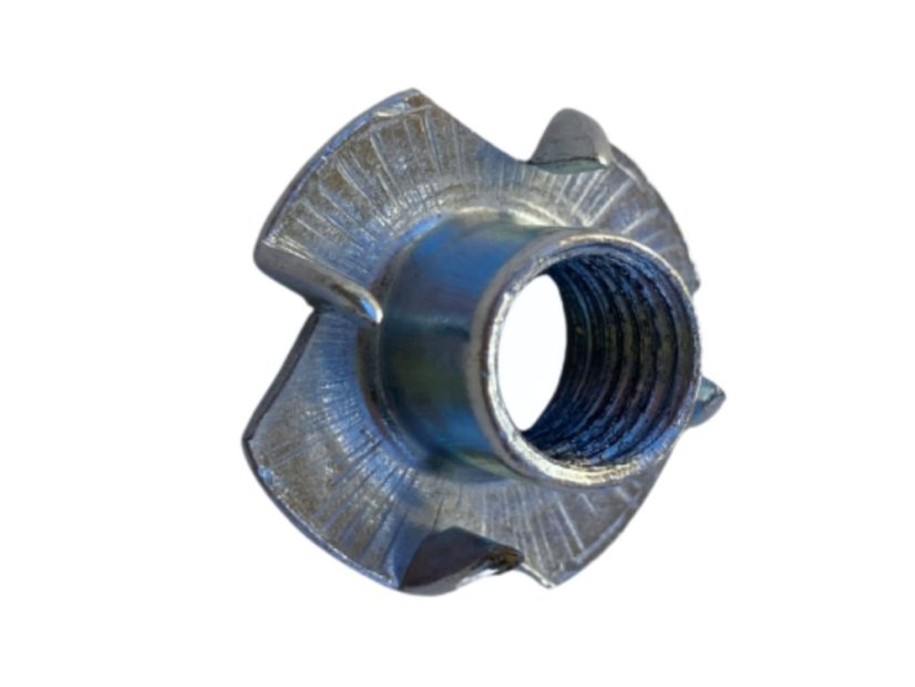 Lezecké chyty - Typ matice: Narážecí