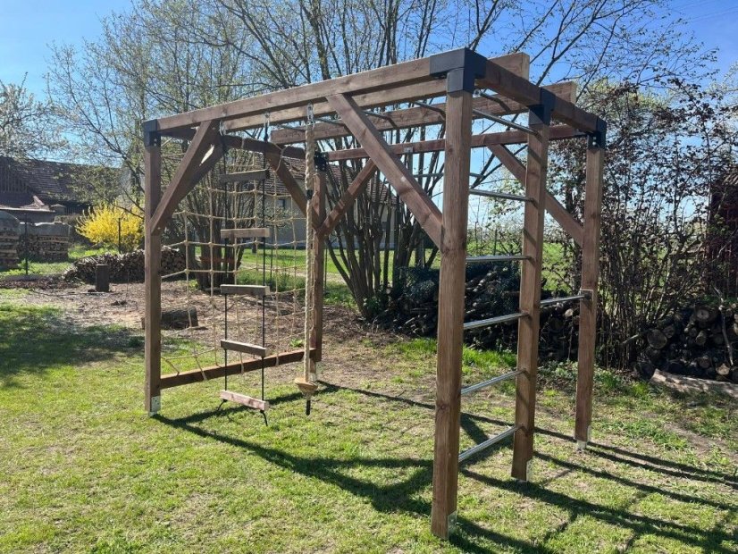 Dětské hřiště s provazovou sítí (MID - 2x3m) - Barva impregnace: Bezbarvá, Barva trámových spojek: Šedé