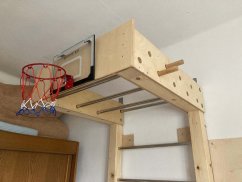 Domácí hřiště pro větší děti