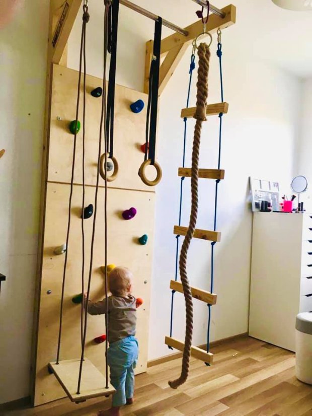 Domácí hřiště pro menší děti